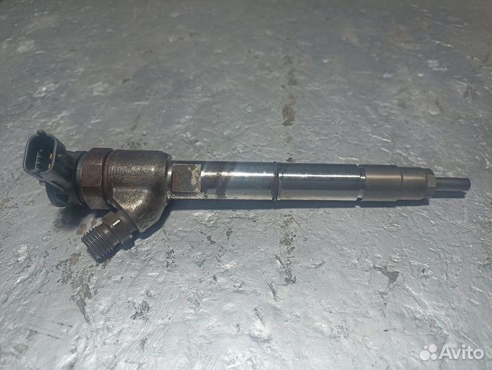 Форсунка топливная Genesis G80 2 2020 338002R100