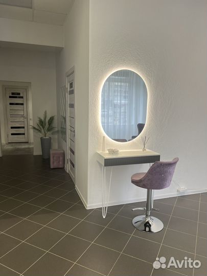 Аренда рабочего места бровиста, визажиста