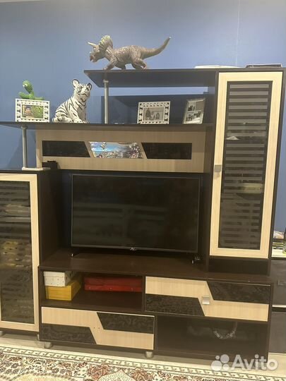 Тумба под тв со шкафом