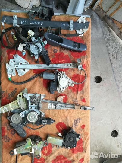 Стеклоподъемник