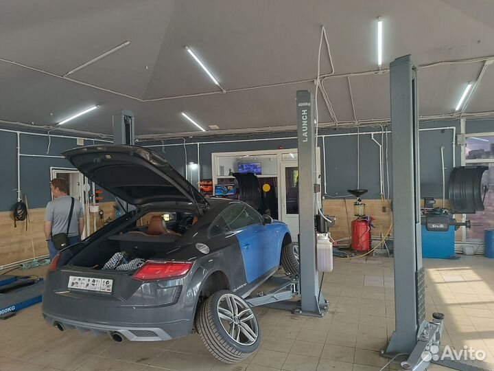 Yokohama IceGuard Stud IG65 215/55 R17 98T