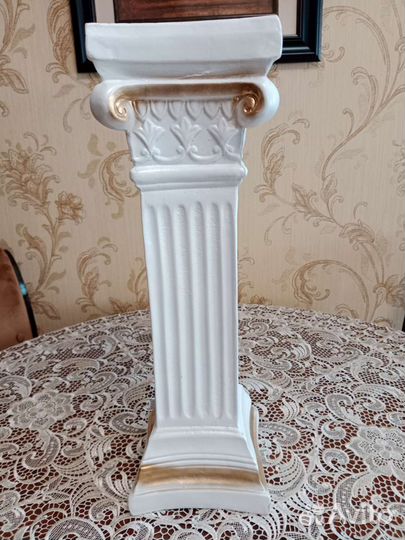 Подставка под вазу