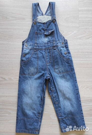 Джинсовый комбинезон