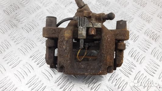 Суппорт тормозной задний левый mercedes benz C-cla