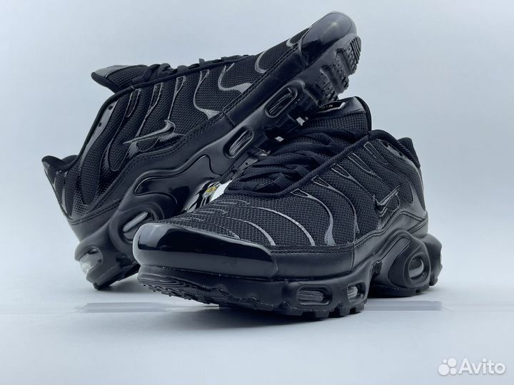 Кроссовки Nike Air Max Tn Plus