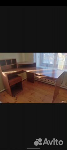 Продам компьютерный стол