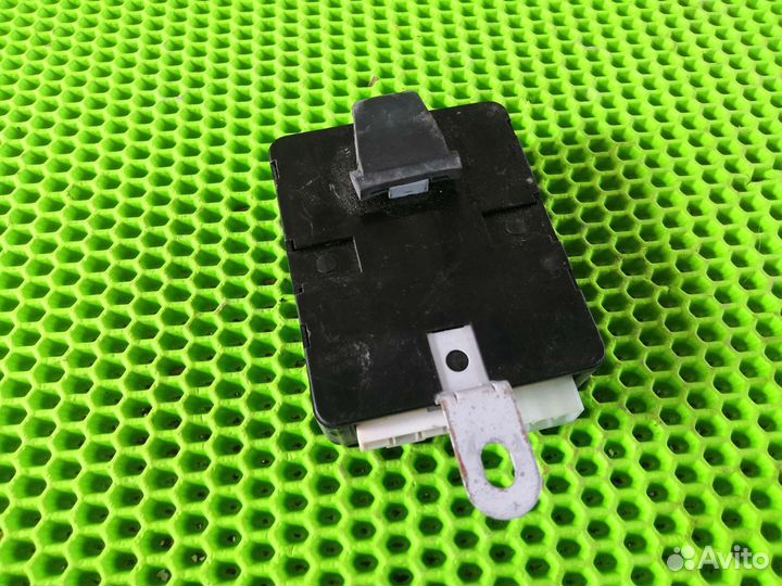 Блок центрального замка Киа спортедж 1