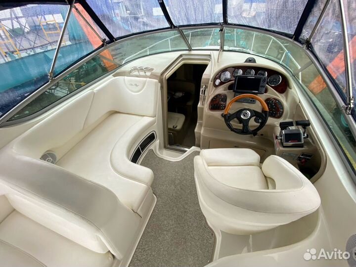 Круизный катер Sea Ray 315 Sundancer