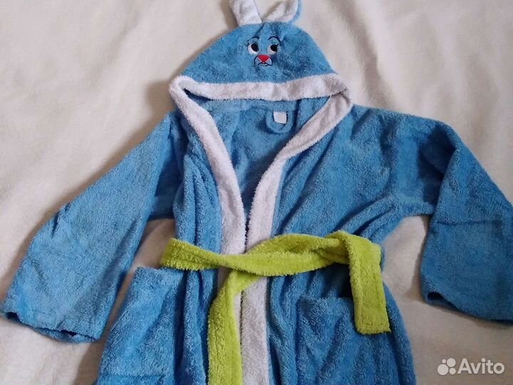 Халаты на девочку 5 - 15 лет. Б.у