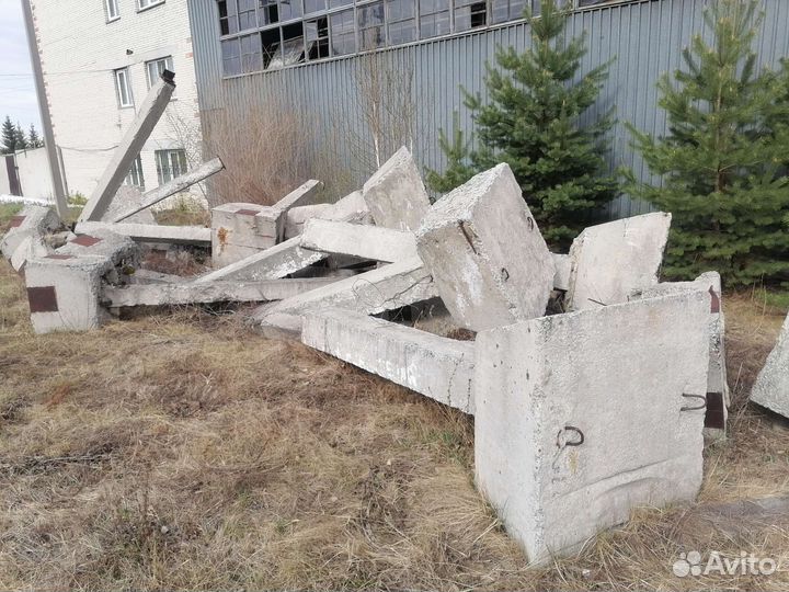 Ж\б стойки со стаканами