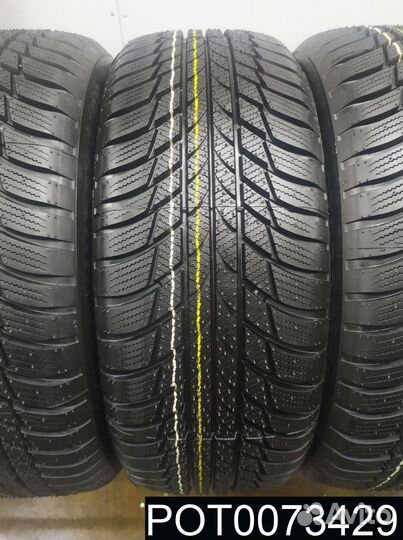 Bridgestone Blizzak LM-001 215/55 R17 99R