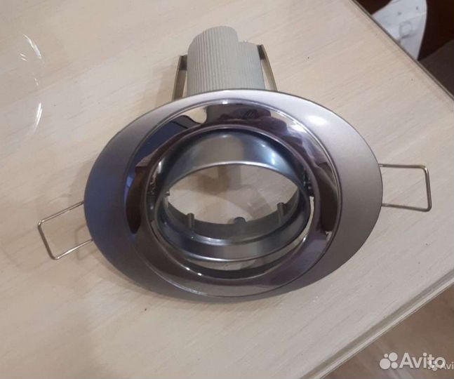 Светильник потолочный