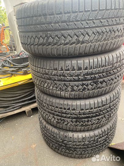 Continental ContiWinterContact TS 850 P 285/45 R21 113V