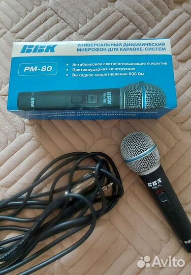 Универсальный динамический микрофон