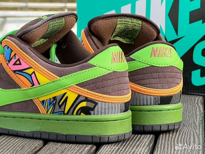 Nike Dunk SB Low DE La Soul