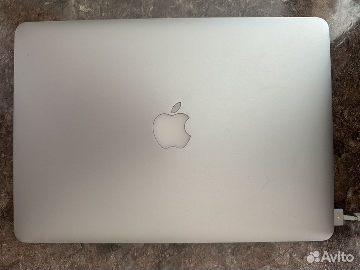 Apple MacBook Air 13