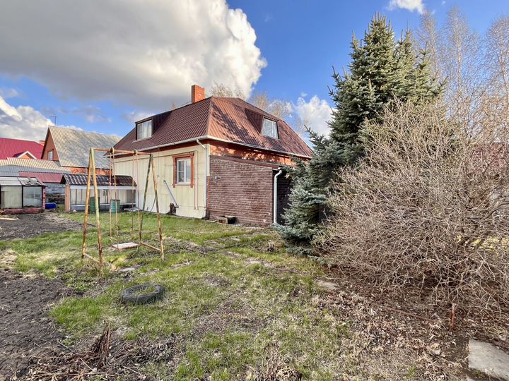 Дом 264,6 м² на участке 19,3 сот.