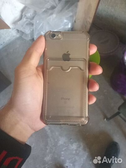 iPhone 6S, 32 ГБ