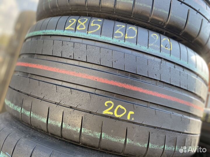 Michelin Pilot Super Sport 245/35 R20 и 285/30 R20