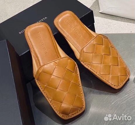 Шлепанцы Bottega Veneta