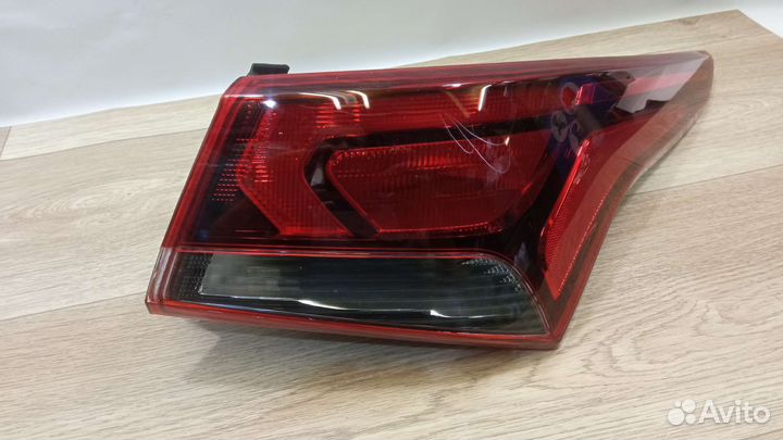 Фонарь задний правый наружный Hyundai solaris 2