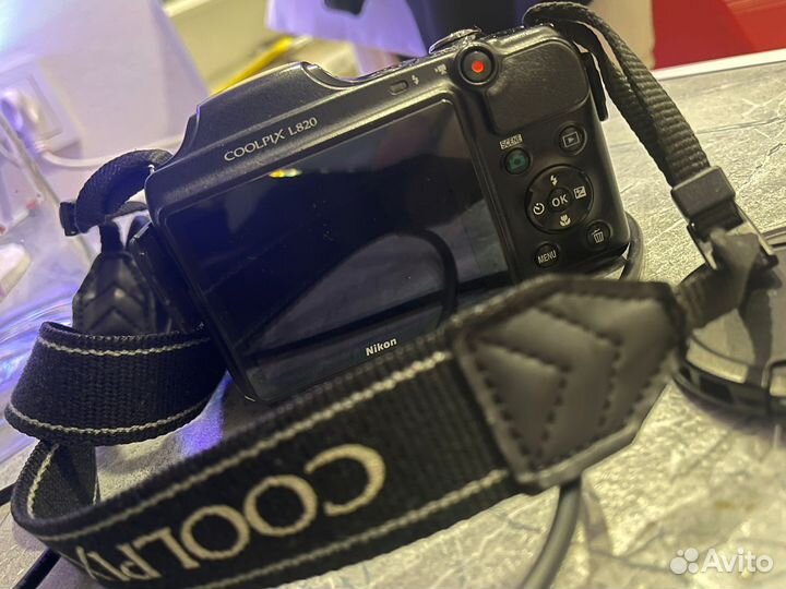 Зеркальный фотоаппарат nikon