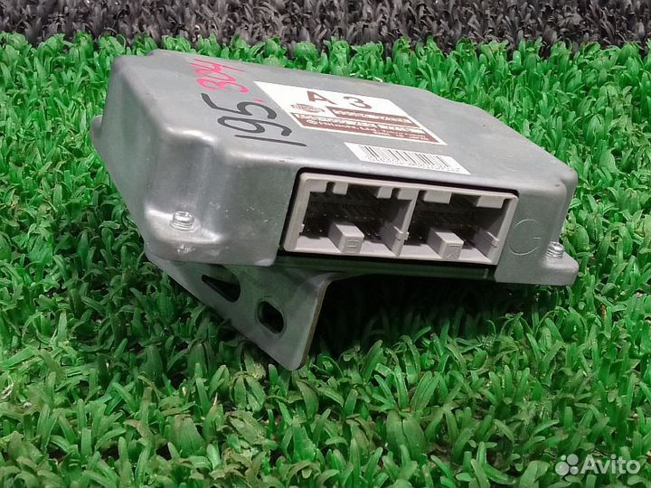 Блок управления раздаточной коробкой Nissan Pathfinder