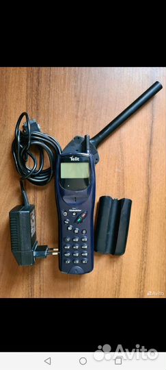 Спутниковый телефон