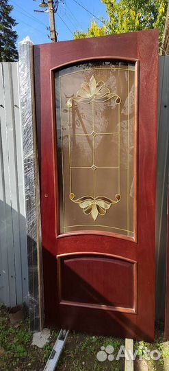 Двери межкомнатные из массива