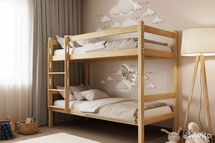 Детская двухъярусная кровать