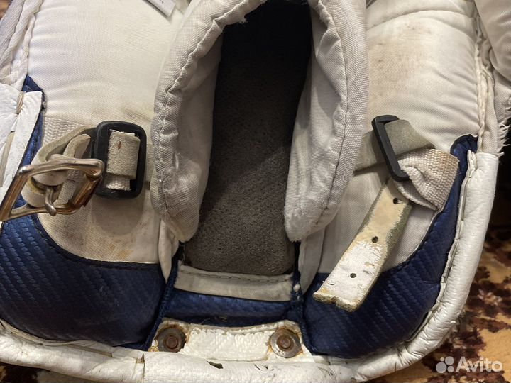 Вратарские щитки vaughn