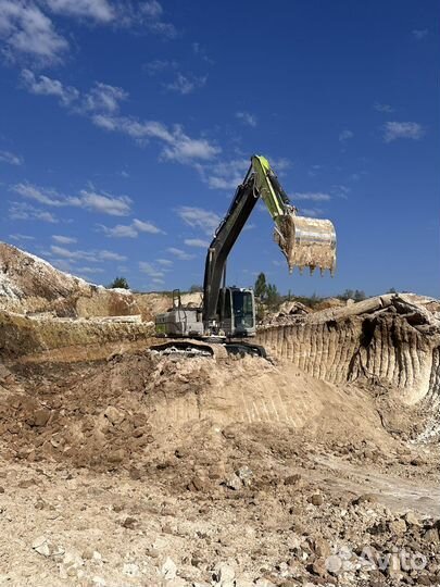 Машинист гусеничного экскаватора