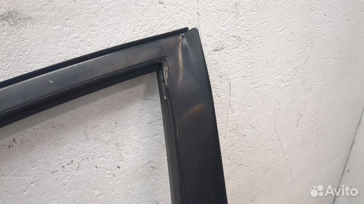 Дверь левая передняя Toyota Avensis 2, 2006