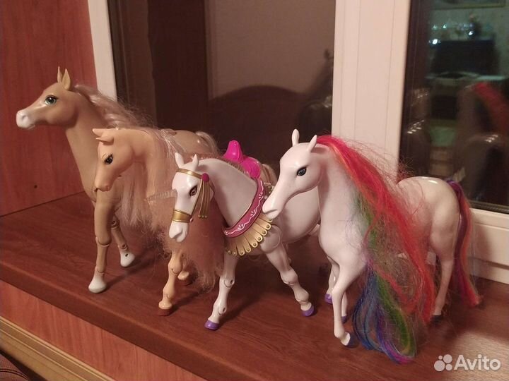 Игрушка лошадь большая
