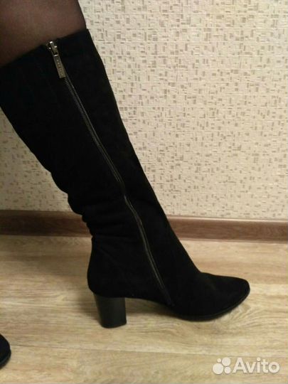 Зимние замшевые сапоги