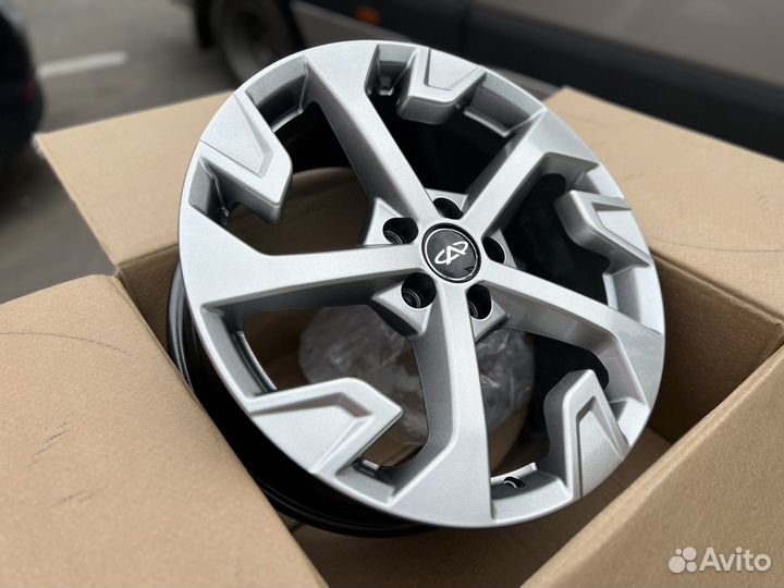 Новые диски R18 на Chery Tiggo 8 Pro / 8 Pro Max