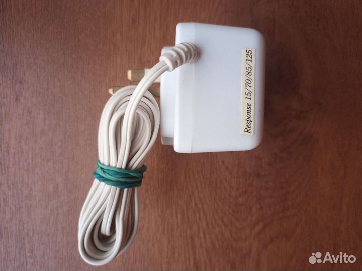 Зарядное устройство Адаптер пит Английская вилка