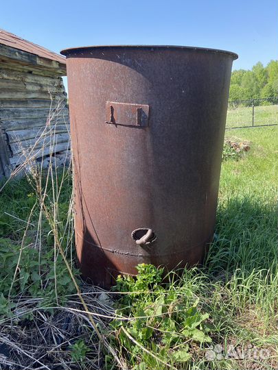 Бак для воды железный