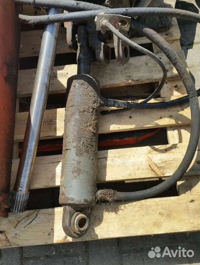 Atlas 1204 экскаватор 1304 1404 часть рулевого при