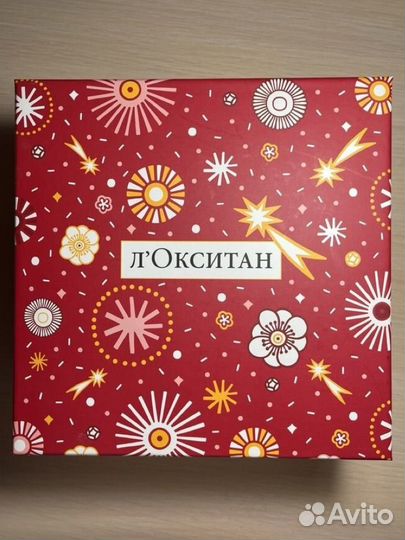 Коробка подарочная