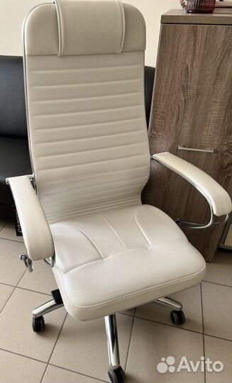 Кожанное кресло Samurai KL-1.04