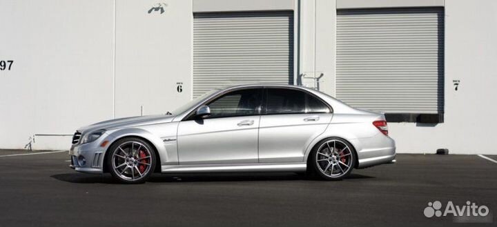 Кованые диски в стиле HRE для Mercedes W204 R19