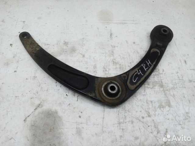 Рычаг подвески передний правый Citroen C4
