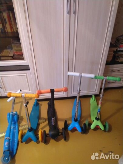 Самокаты,доска,парта,ходунки