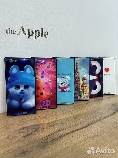 Чехол Monarch с принтом на iPhone