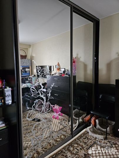 Шкаф встроенный купе