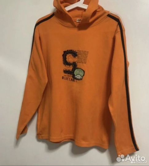 Толстовка с капюшоном