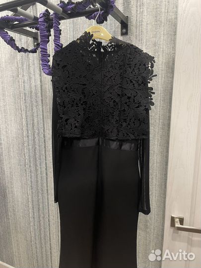 Элегантное женское вечернее платье