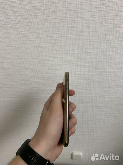 iPhone Xs, 64 ГБ