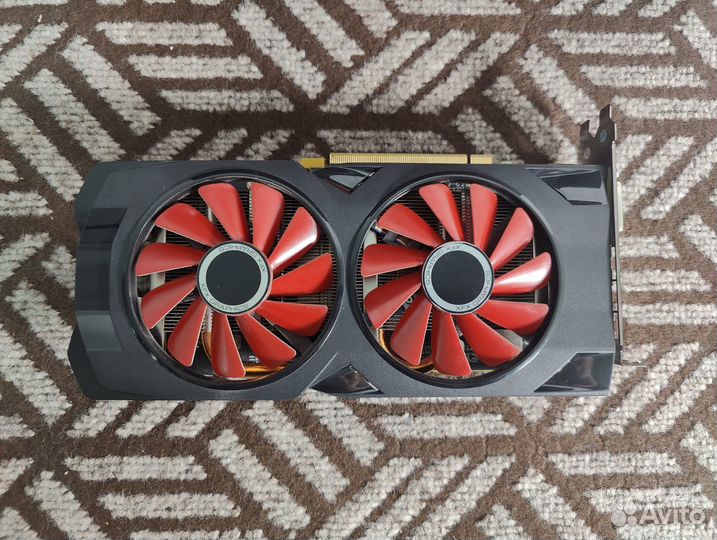 MSI armor RX 570 8 GB